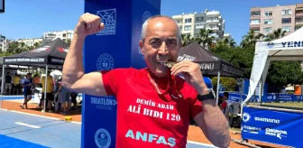 75 yaşındaki Ali Bıdı, Triatlon Türkiye Kupası'nda bir kez daha şampiyon oldu