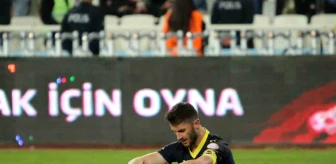 Fenerbahçe, Sivasspor ile berabere kaldı
