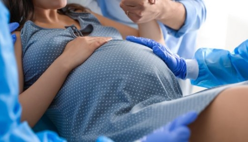 Hamilelikte mide bulantısı ne zaman başlar? Hamilelik bulantılarına hangi yiyecekler iyi gelir?