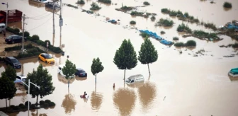 İran'da sel felaketinde 10 kişi hayatını kaybetti