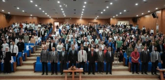 KBÜ Tıp Fakültesi Öğrencileri İçin Önlük Giyme Töreni Düzenlendi