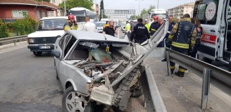 İzmit'te Otomobil Bariyere Çarptı: Sürücü Hayatını Kaybetti