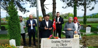 AK Parti Düzce İl Başkanı ve Milletvekili Şehit Ailelerini Ziyaret Etti