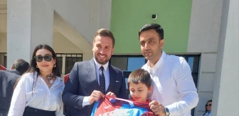 Trabzonspor, Özel Eğitim Okulu Öğrencilerine Forma Hediye Etti