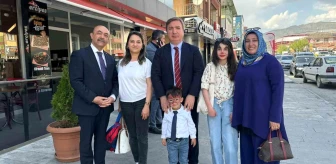 Erzincan Valisi: 23 Nisan, dünyanın ilk ve tek çocuk bayramıdır