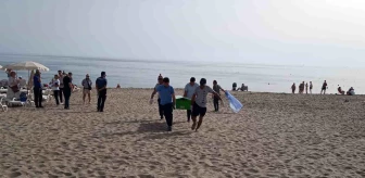 Alanya'da Belarus uyruklu turist sahilde ölü bulundu