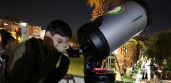 Şanlıurfa'da Çocuklara Teleskoplarla Gökyüzü İzletildi