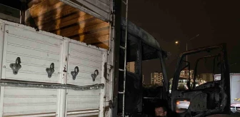 Başakşehir'de kamyon yangını: Şoför anlattı