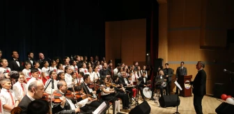 Edirne Müzik Akademisi ve Rumeli Müzikleri Topluluğu Aynı Sahneyi Paylaştı