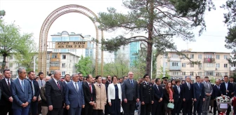 Kırgızistan'da 23 Nisan Ulusal Egemenlik ve Çocuk Bayramı Kutlamaları
