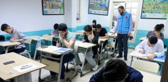 Mısırlı Öğrenciler Türkiye Diyanet Vakfı Burslarına Yoğun İlgi Gösterdi