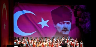 Ankara Devlet Opera ve Balesi 23 Nisan'ı kutluyor