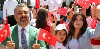 RTÜK Başkanı Ebubekir Şahin, depremzede çocuklarla buluştu