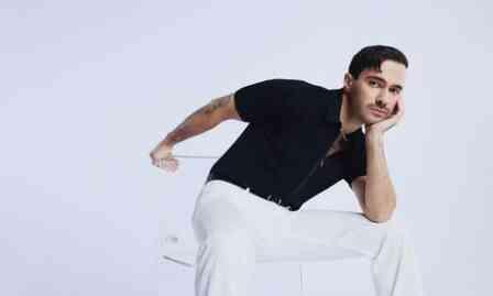 Serenay Sarıkaya ve Mert Demir sevgili mi? EL ELE GÖRÜNTÜLENDİLER!!!?? Serenay Sarıkaya ve Mert Demir sevgili mi? EL ELE GÖRÜNTÜLENDİLER!!!??