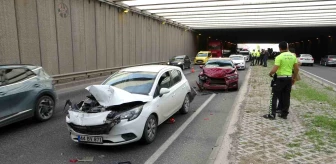Malatya'da alt geçitte zincirleme trafik kazası: 3 yaralı