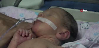 Annesi trafik kazasında ölen bebek 15 dakika kalp masajıyla hayata döndü