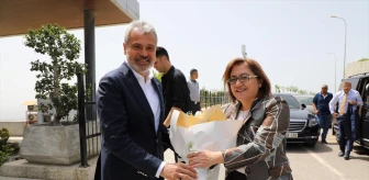 Gaziantep Büyükşehir Belediye Başkanı Fatma Şahin, Hatay Büyükşehir Belediye Başkanı Mehmet Öntürk'ü ziyaret etti