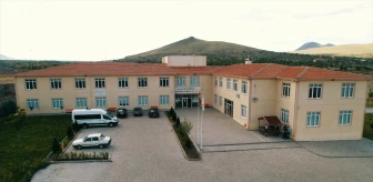 Kayseri Üniversitesi İncesu Ayşe ve Saffet Aslan Sağlık Hizmetleri Meslek Yüksekokulu'nda yeni bölümler açılıyor