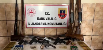 Kars'ta silah ve tarihi eser kaçakçılarına operasyon düzenlendi
