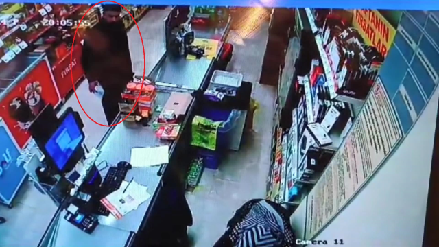 Marketteki tartışma cinayetle son buldu: Kavga edenleri uyaran adam kalbinden bıçaklandı