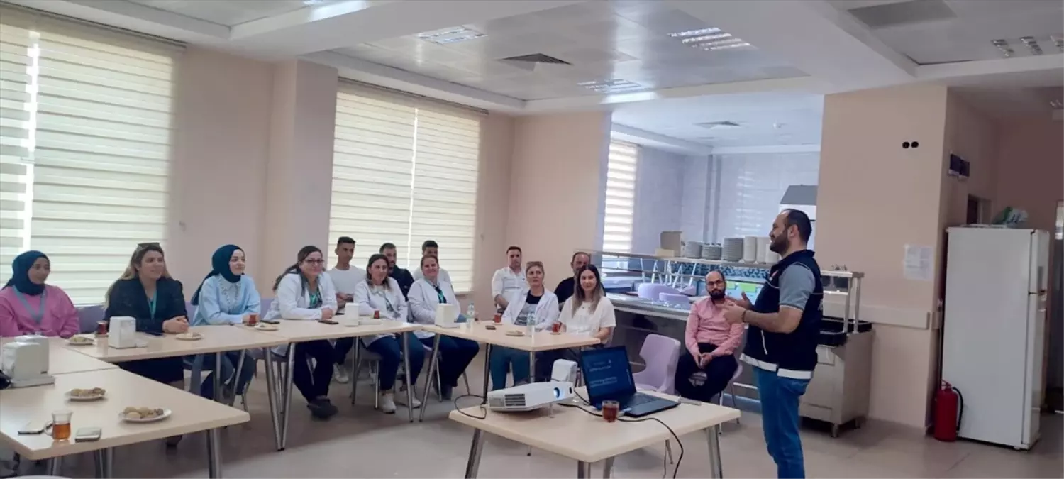 Nevşehir'de sağlık personeline uyuşturucuyla mücadele eğitimi verildi