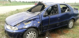 Isparta'da otomobil takla attı: Anne ve kızı yaralandı