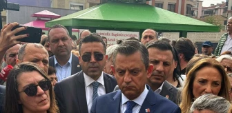CHP Genel Başkanı Özgür Özel, Çorlu tren kazası davasını takip etmek için Çorlu'ya geldi