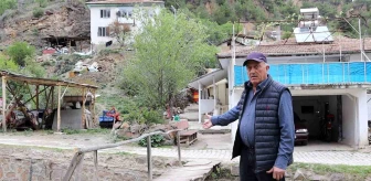 Çorum'un Dodurga ilçesindeki Obruk köyünde yaşayan vatandaşlar, derenin ıslah edilmesini talep etti