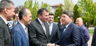 Adalet Bakanı Yılmaz Tunç, Zonguldak'ta Devrek Belediyesine ziyaret gerçekleştirdi