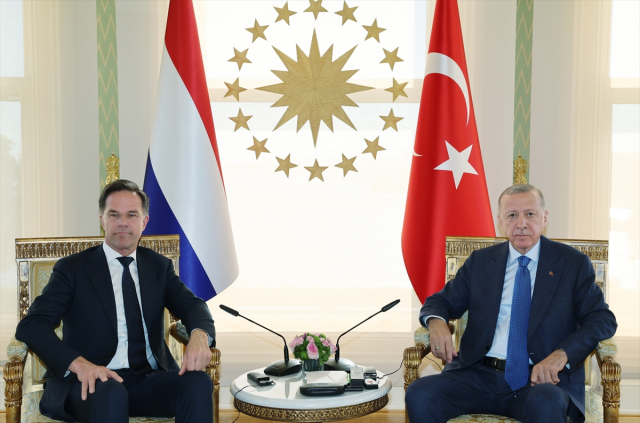 Cumhurbaşkanı Erdoğan ve Rutte'den ortak basın toplantısı: Türkiye'nin AB üyeliği konusunda Hollanda'nın desteğini bekliyoruz