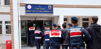 Edirne'de yapılan denetimlerde 144 şüpheli yakalandı