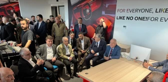 Eski TBMM Başkanı Cemil Çiçek, Aksaray'da Citroen bayisinin açılış programına katıldı