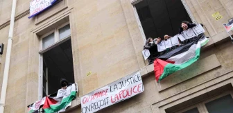 Paris Siyasal Bilimler Enstitüsü'nde Filistin'e Destek Gösterisi
