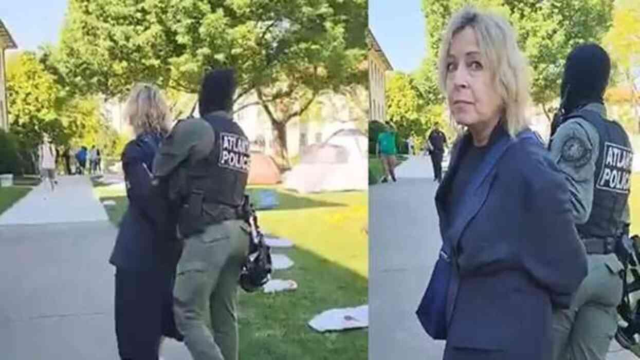 İnfial yaratan görüntü! Filistin'e destek veren profesörü ters kelepçeyle gözaltına aldılar İnfial yaratan görüntü! Filistin'e destek veren profesörü ters kelepçeyle gözaltına aldılar