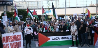 Viyana'da İsrail'e tepki gösterildi