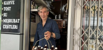 Konya'da 2 Metrekarelik Dükkanda Çay İşleten Mustafa Atar