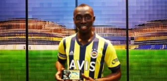Eski Fenerbahçe yıldızı Papiss Cisse kaç TL'ye futbol oynuyor?