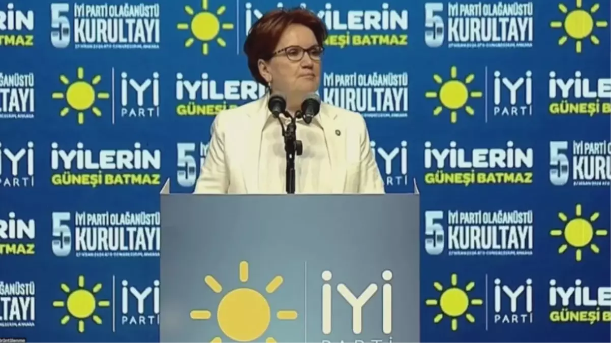 İYİ Parti'de kurultay günü! Meral Akşener, veda konuşması için kürsüde -  Haberler