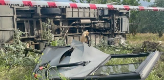 Sakarya'da midibüs kazası: 12 kişi yaralandı