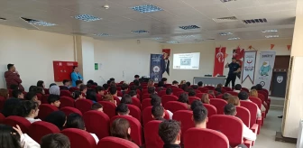 Tekirdağ'da polis öğrencileri siber suçlar konusunda bilgilendirdi