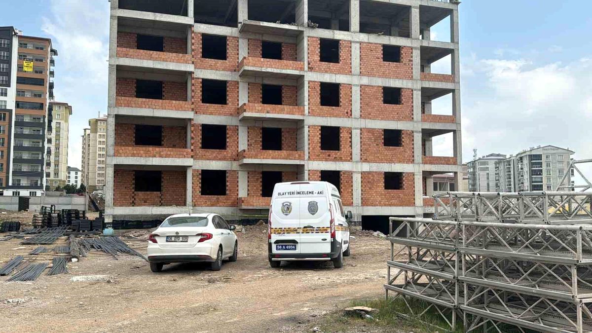 Sivas'ta İnşaat İşçisi Hayatını Kaybetti
