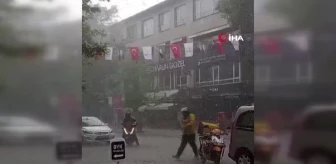 Ankara'da Sağanak ve Dolu Yağışı