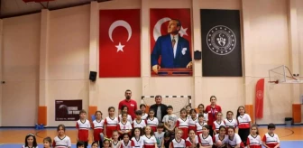 Kayseri'de Fabrika Voleybol Projesi'ne büyük ilgi