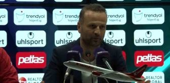 İstanbulspor Teknik Direktörü Osman Zeki Korkmaz: Kaçırdığınız goller motivasyonu aşağıya çekebilir