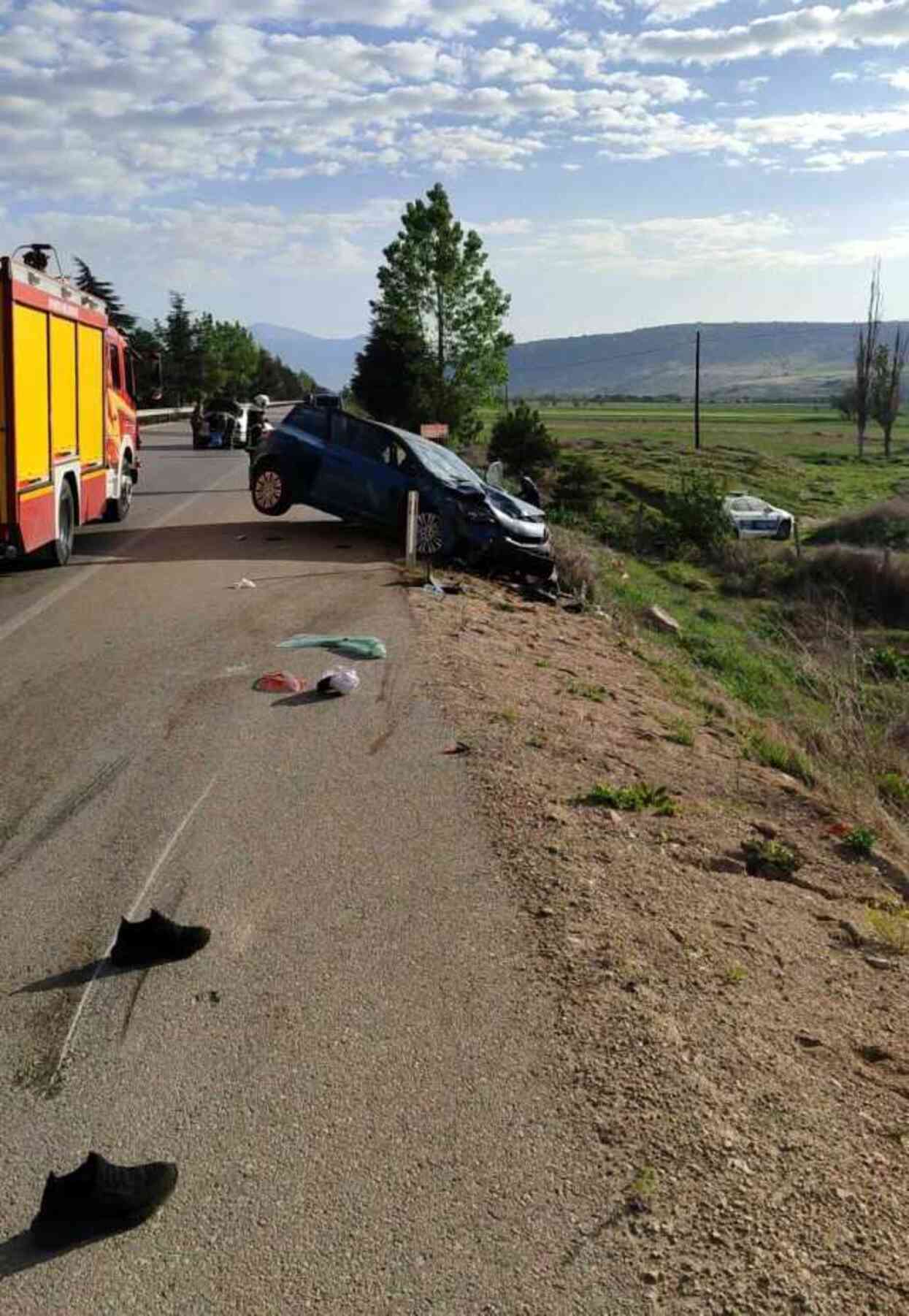 Askeri personelin kullandığı otomobil, polis aracına çarptı! 1 şehit, 4 yaralı