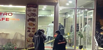 Bağcılar'da Kafeye Silahlı Saldırı: 3 Yaralı