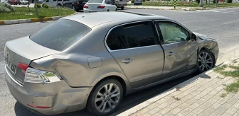 Elazığ'da Otomobil ile Hafif Ticari Araç Çarpışması: 1 Yaralı
