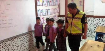 Aydın'da Jandarma Ekipleri Öğrencilere Trafik Eğitimi Verdi