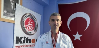 Çerkezköy Türk Tekstil Vakfı Mesleki ve Teknik Anadolu Lisesi Müdürü Murat Kıroğlu, Balkan Şampiyonası'nda kürsüde yer almak istiyor