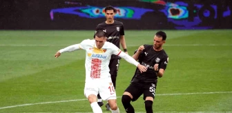 Kayserispor'da Mehdi Bourabia Pendikspor maçında kırmızı kart gördü